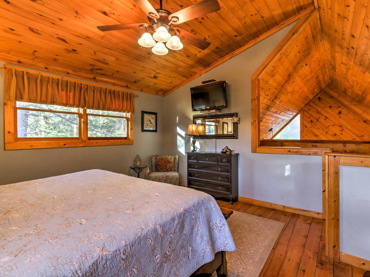Cozy Nest Gatlinburg Cabin With Porch And Jacuzzi! Villa Exterior foto