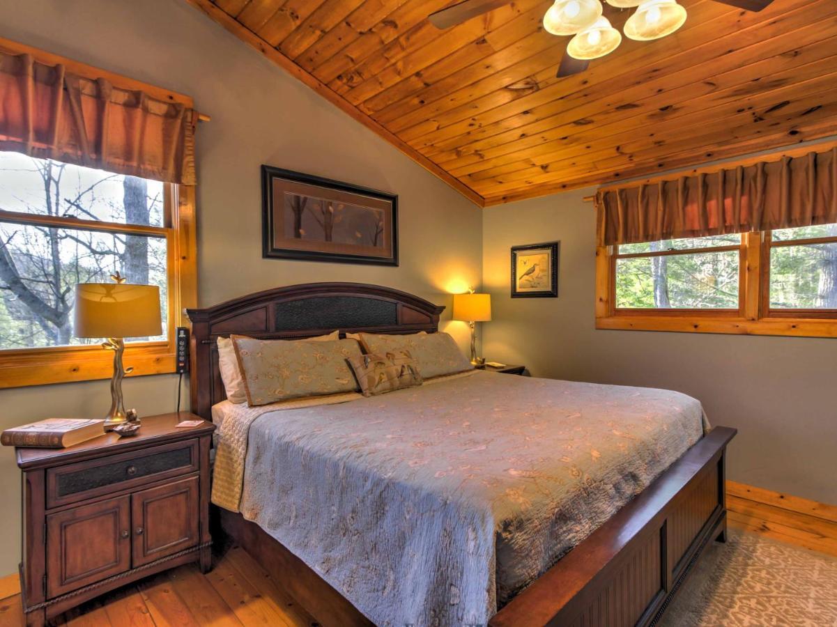 Cozy Nest Gatlinburg Cabin With Porch And Jacuzzi! Villa Exterior foto
